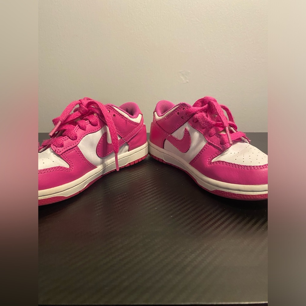 Item 74 Nike Kids Pink and White Low-Top Sneakers - Picture 4 of 9